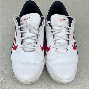 Nike Men's fit sole golf shoes